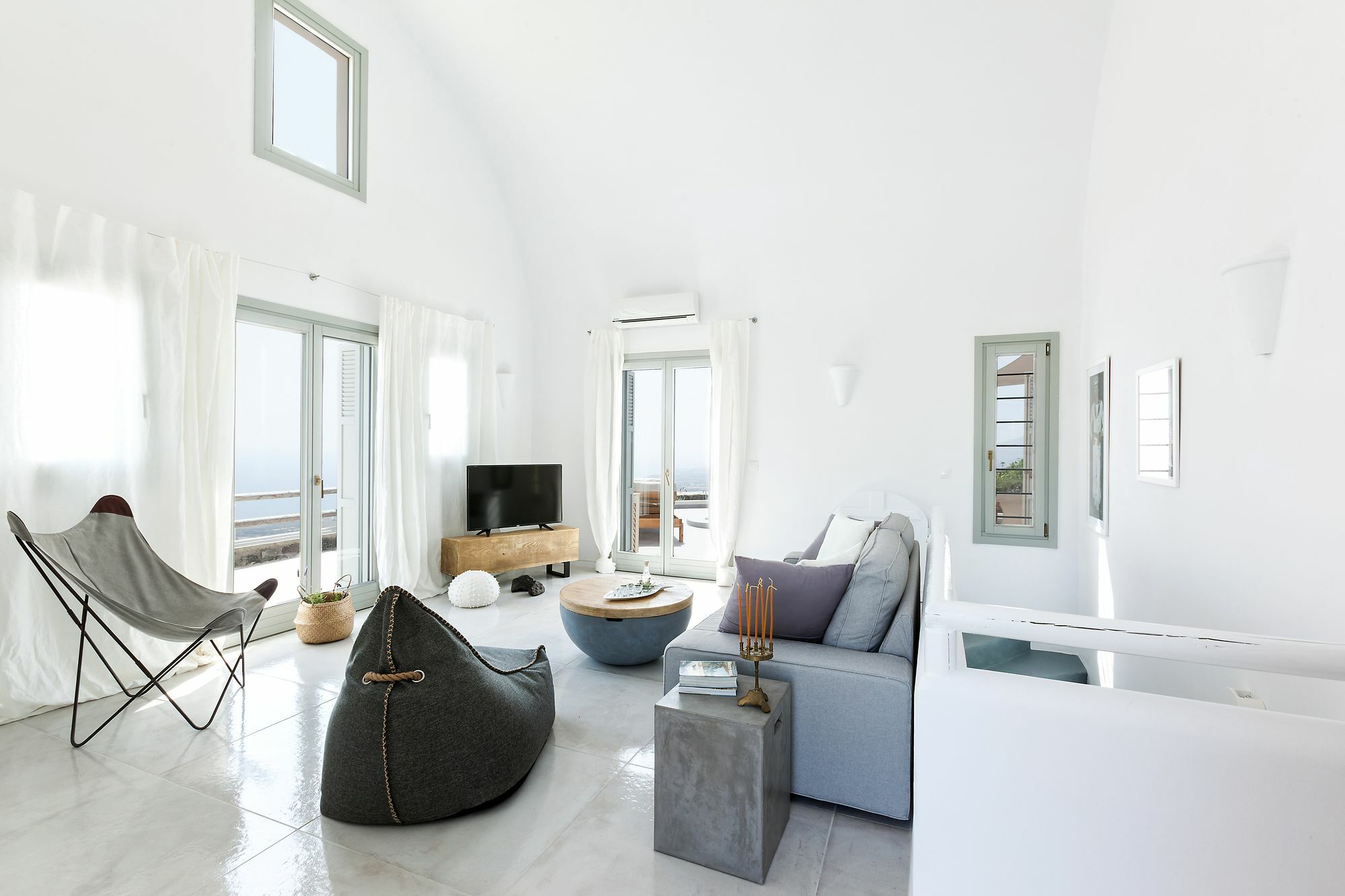 Vinea Santorini Villa